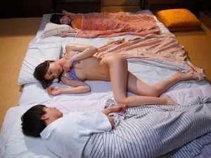 Chuyển nhà đến nơi ở mới, ccặc trai được 2 em gái hàng xóm mời nhậu chuốc say