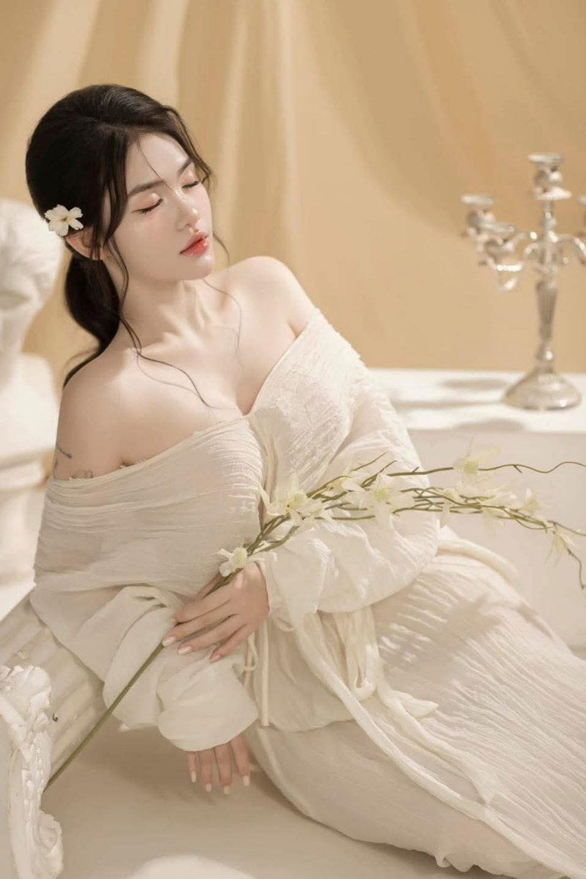 Vẻ đẹp thuần khiết của em kiếm khách yang hồ